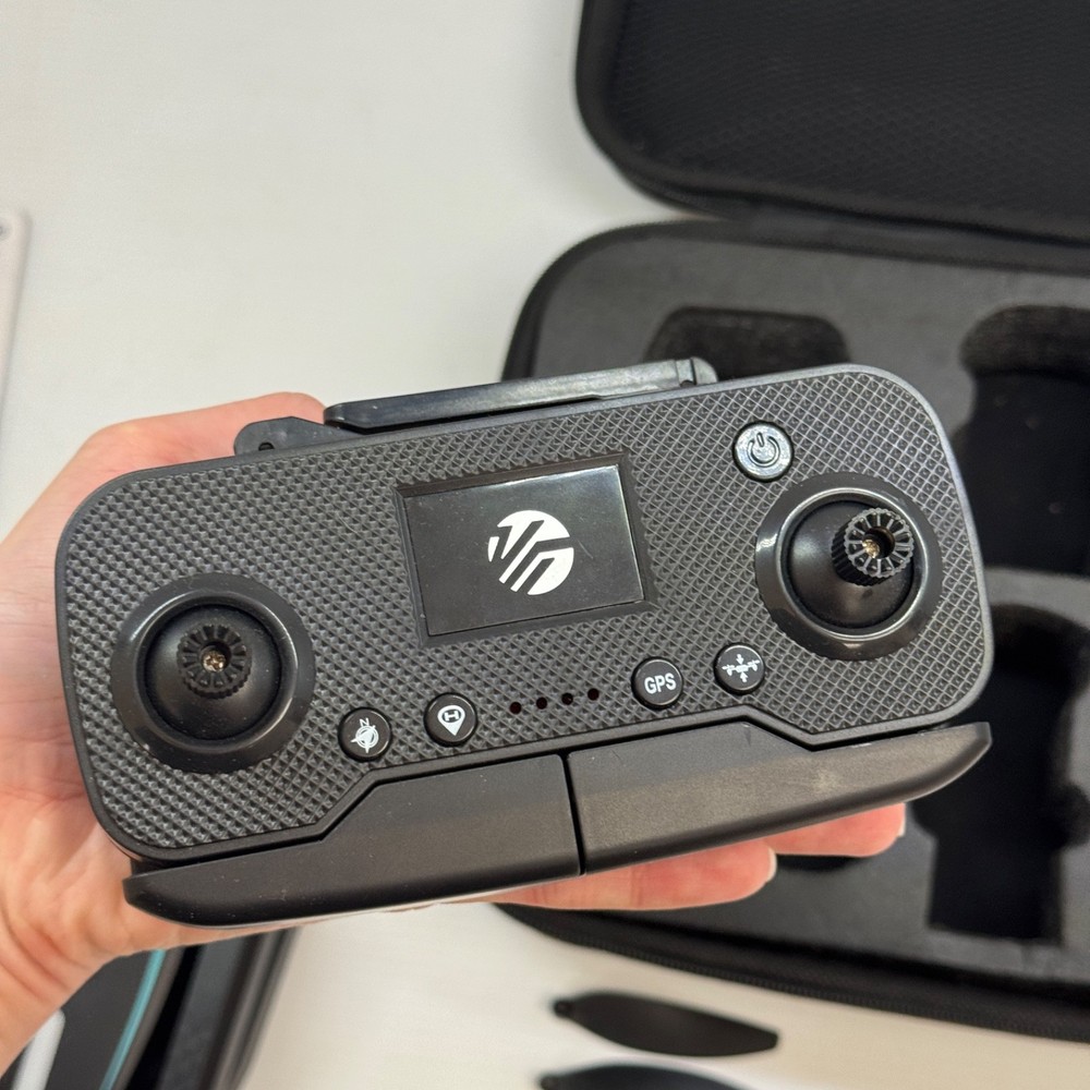 Sky Flow 4K Aerial Camera Drone Image Stabilization & Carrying Case