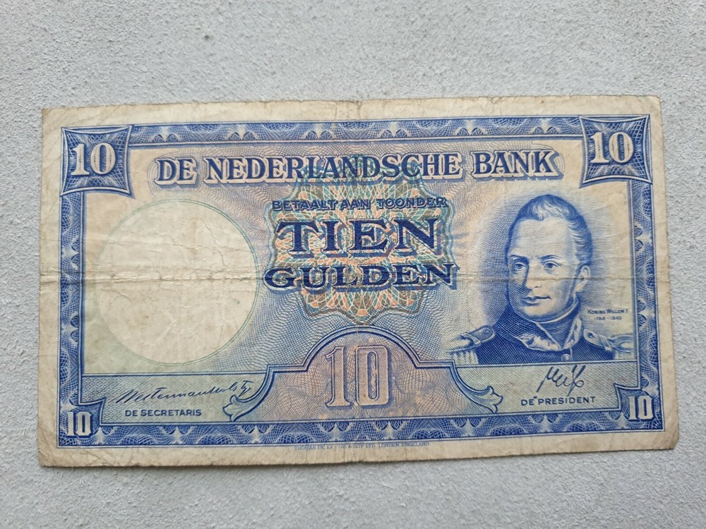 Netherlands 10 gulden 1945 banknote