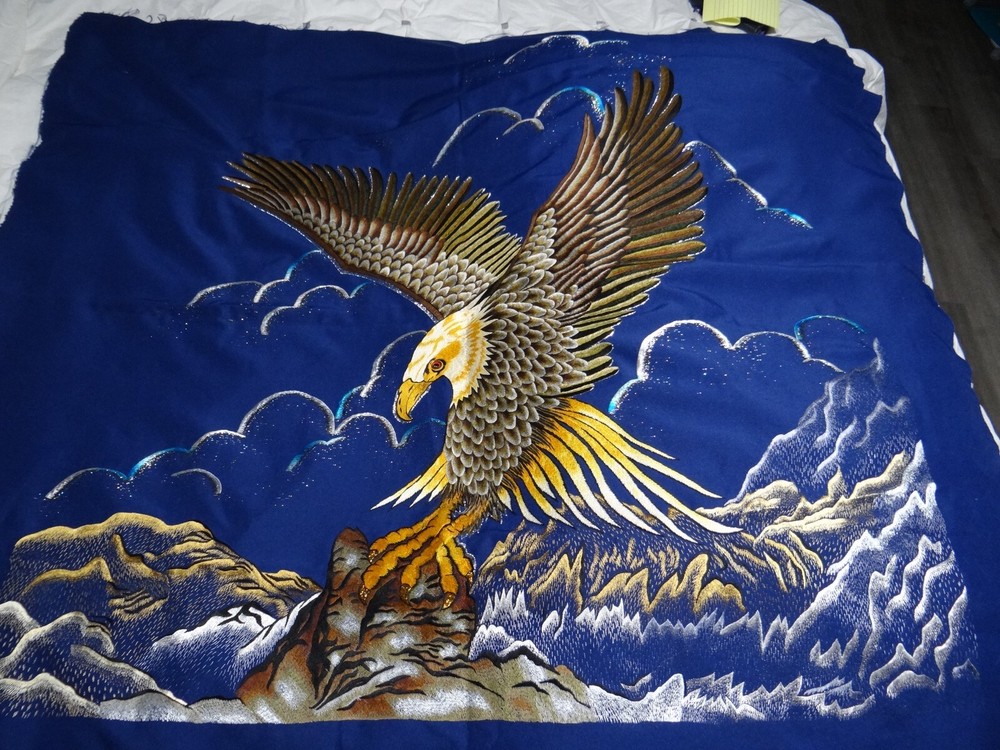 Unique Beautiful hand Embroidered Eagle 40"x 40"  Art work