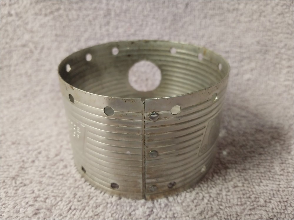 Coleman Lantern 220E Collar 1963 Transitional Cage Rest - Vintage Camping