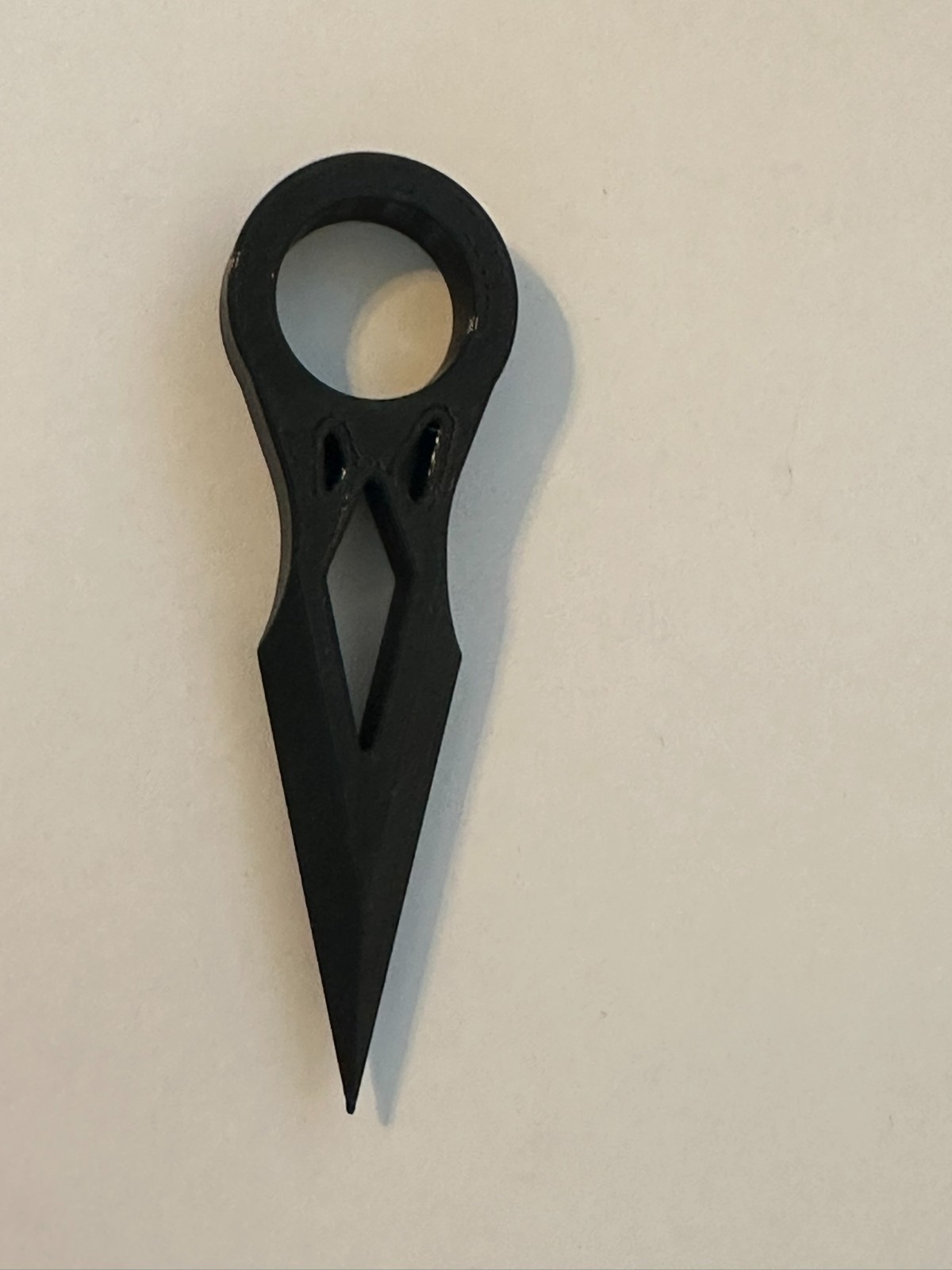 Carbon Fiber Finger Spike - Non Metal - Undetectable Self Defense Knife