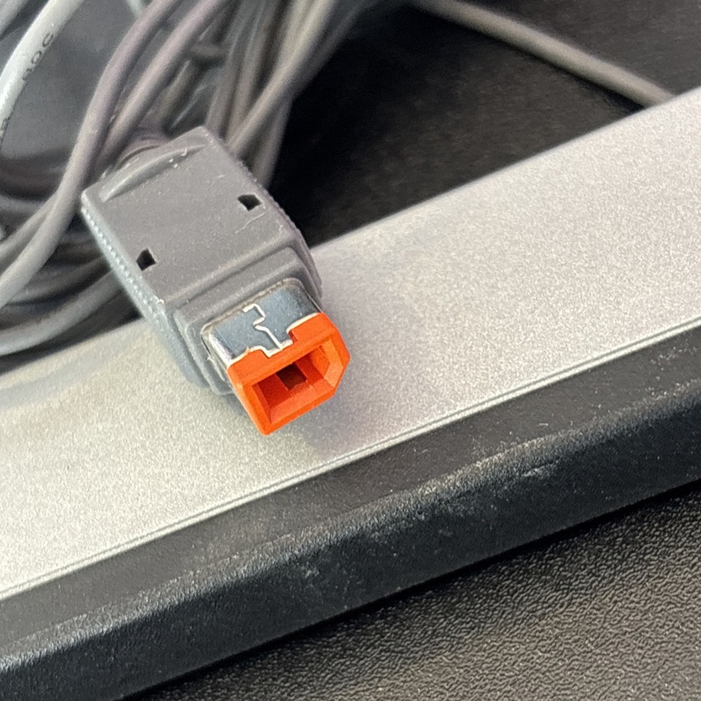 Nintendo Original Wii Sensor Bar - Silver