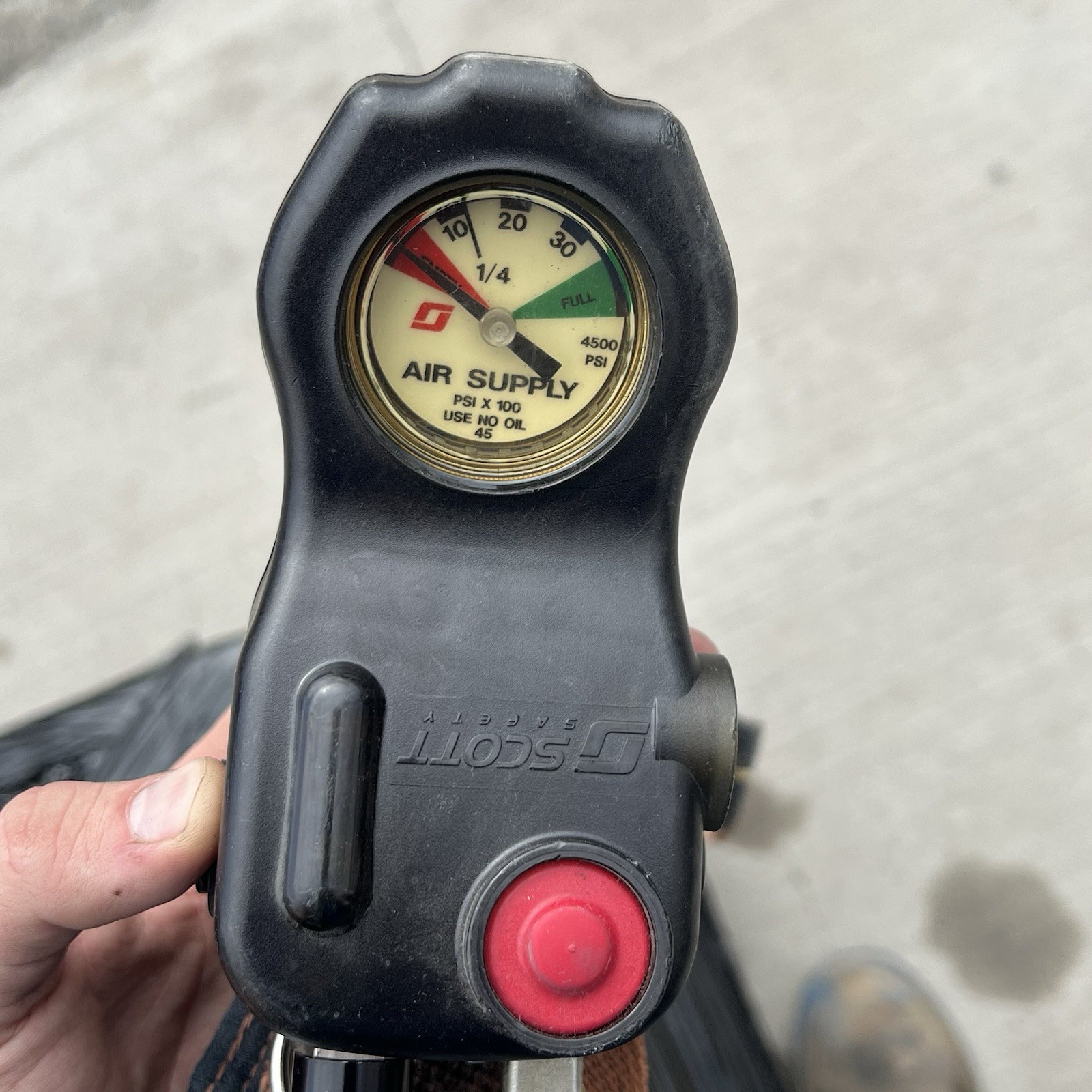 Quantity of 18 Scott NXG7 Pressure-Demand Self Contained Breathing Apparatus