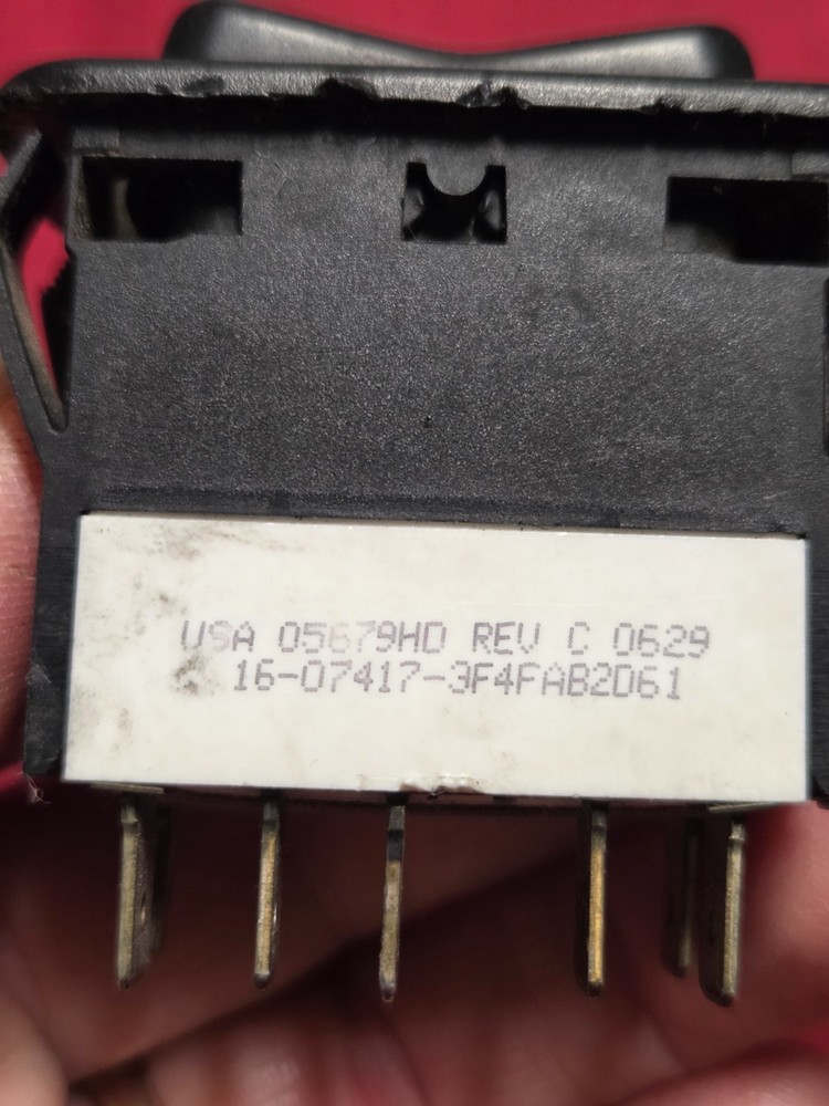 PETERBILT ROCKER SWITCH, 16-07417 3F4FAB2061 CRUISE SELECT / RESET