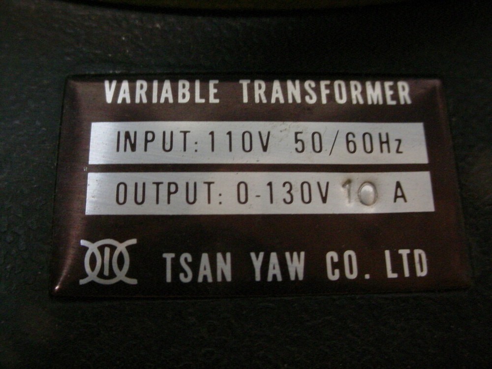 Variable transformer 0-130volt 10 amps with meter