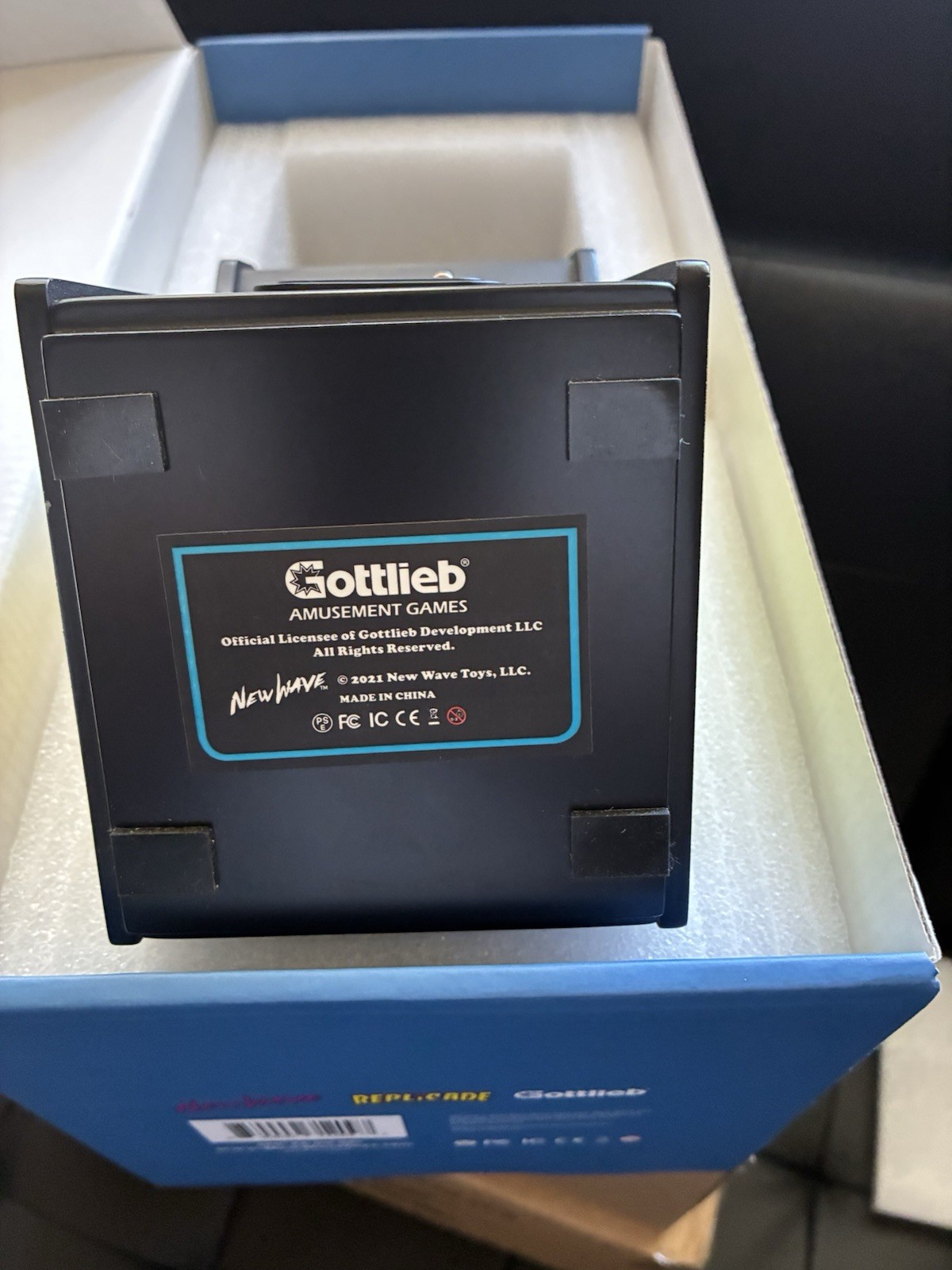 New Wave Toys Replicade Q*Bert Mini 1/6 Scale Arcade - Excellent - QBert