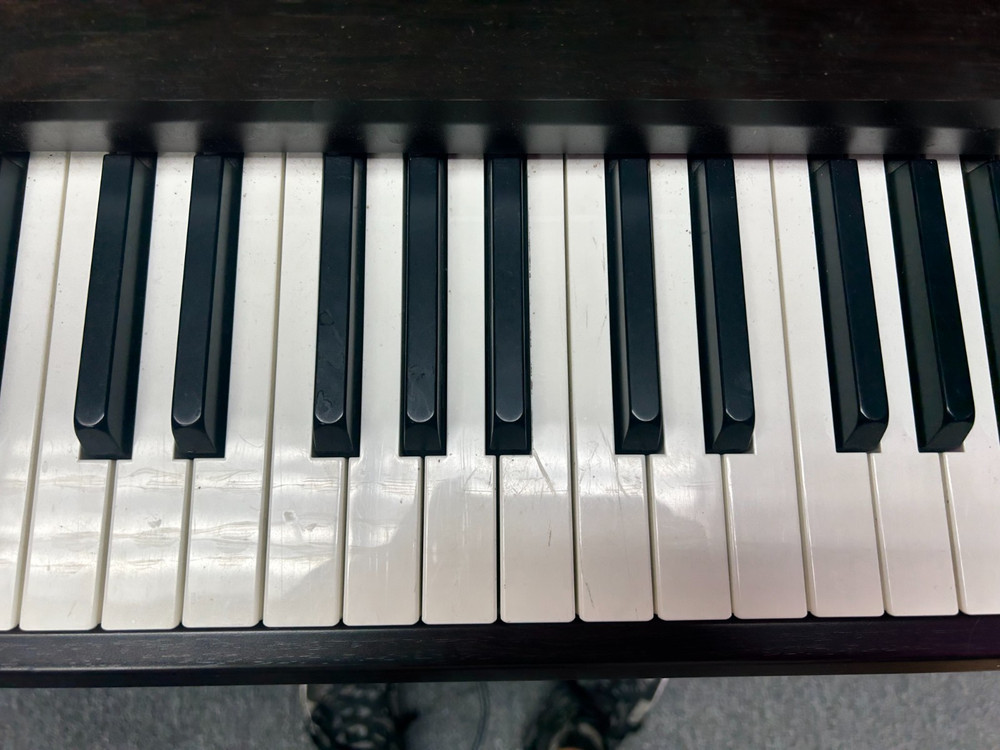 Yamaha Clavinova CLP-810s Digital Piano