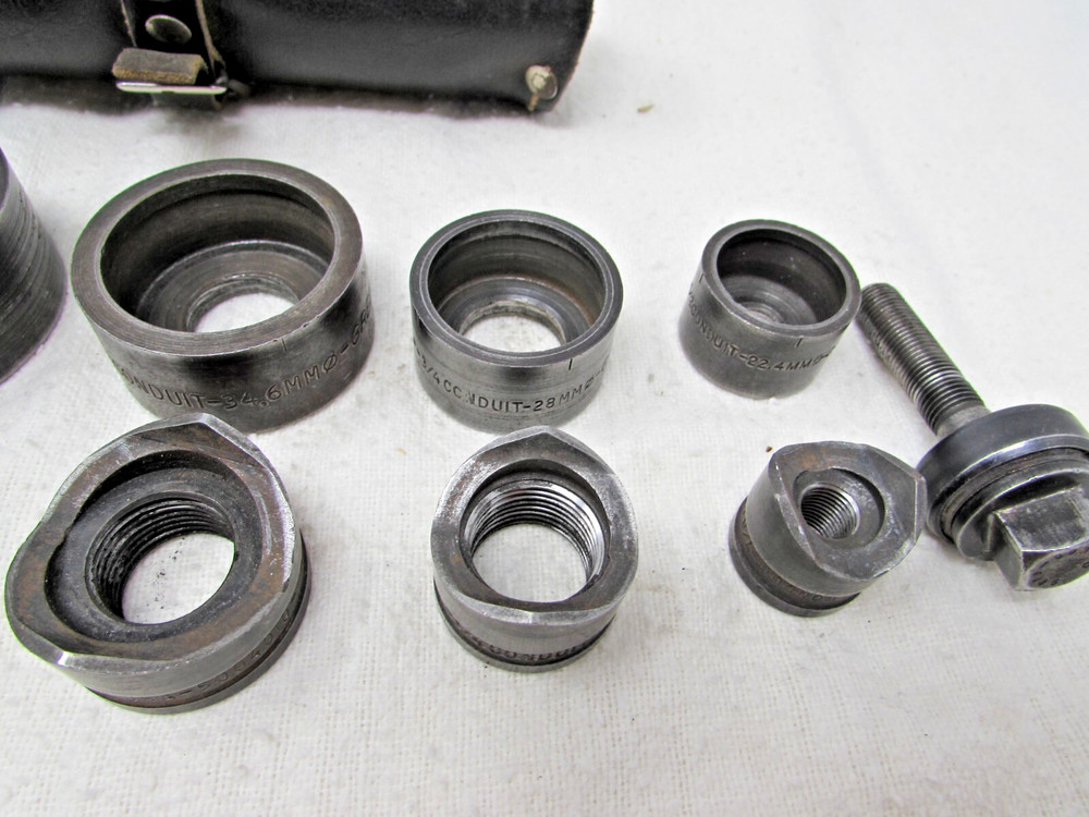 Greenlee No. 735BB Knockout Cutter Punch Set in Leather Case
