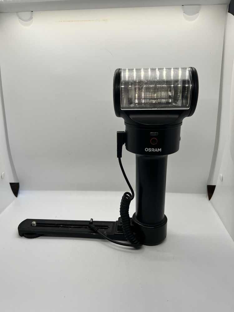 Osram BCS44 Studio Flash With Bracket