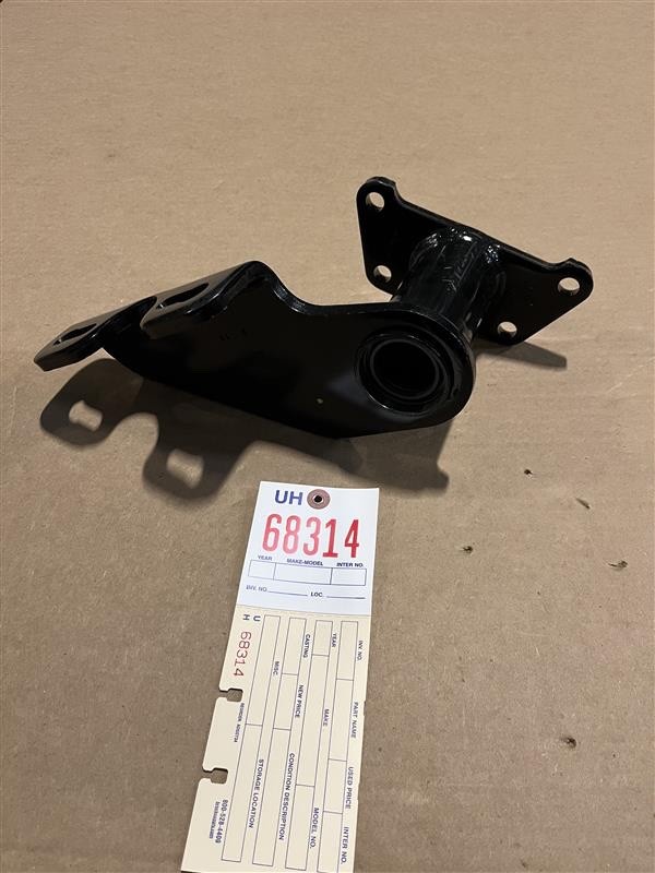 B58 3299A6787 - AIR BRAKE-CHAMBER BRACKET, MERITOR