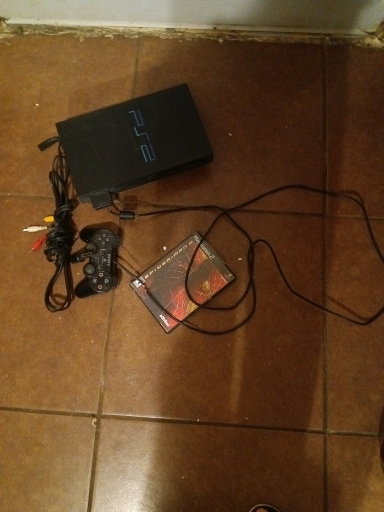 PS2 Console With Spiderman 2