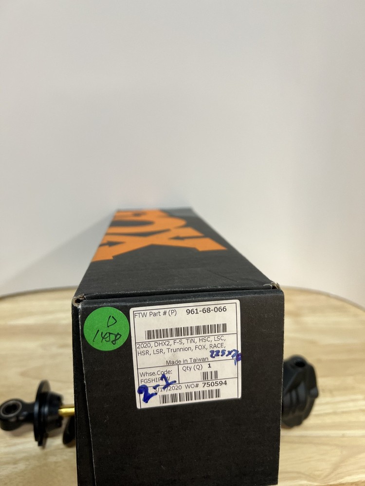 2020 Fox DHX2 Trunnion Shock (17)