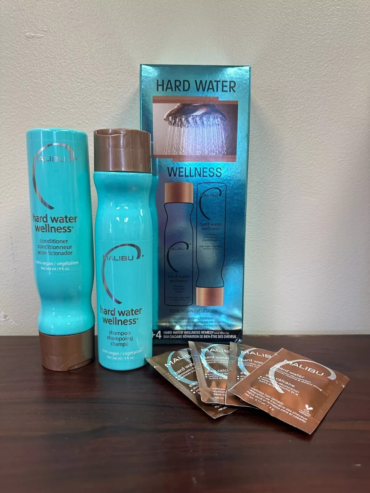 Malibu C Hard Water Wellness Kit Shampoo/Conditioner/4 Hardwater Treatment Packs