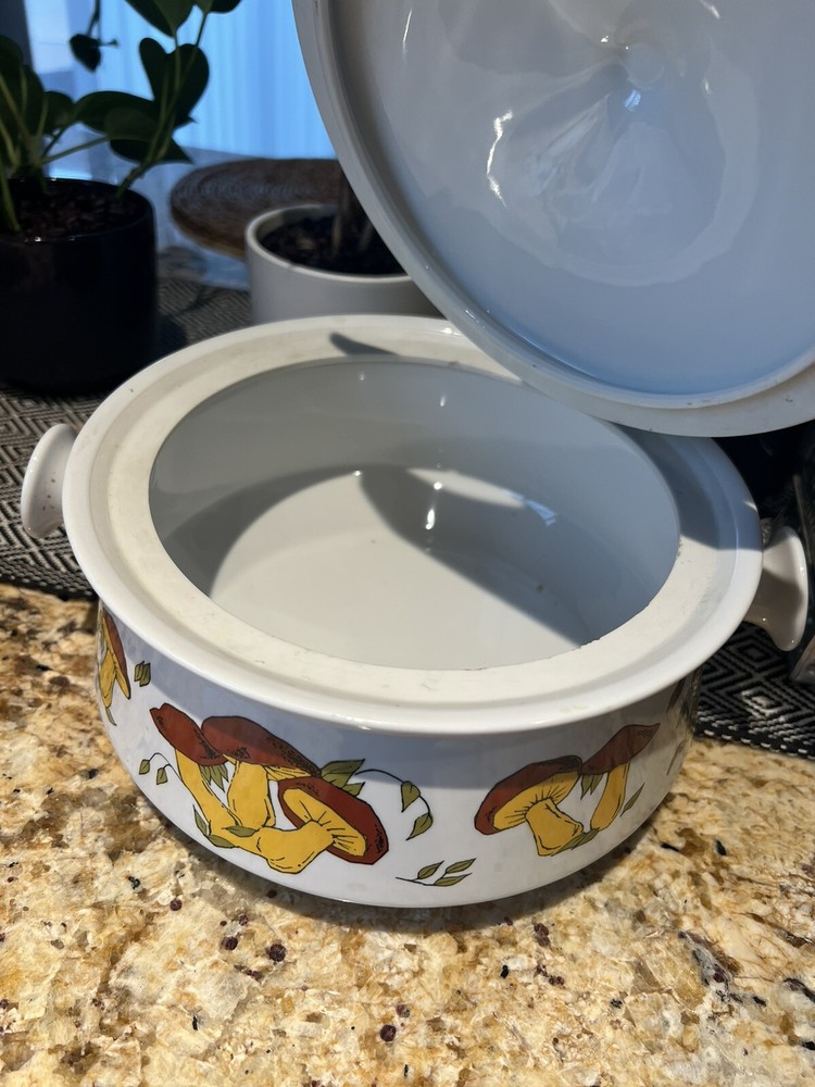 Goodwood Mushroom Pot