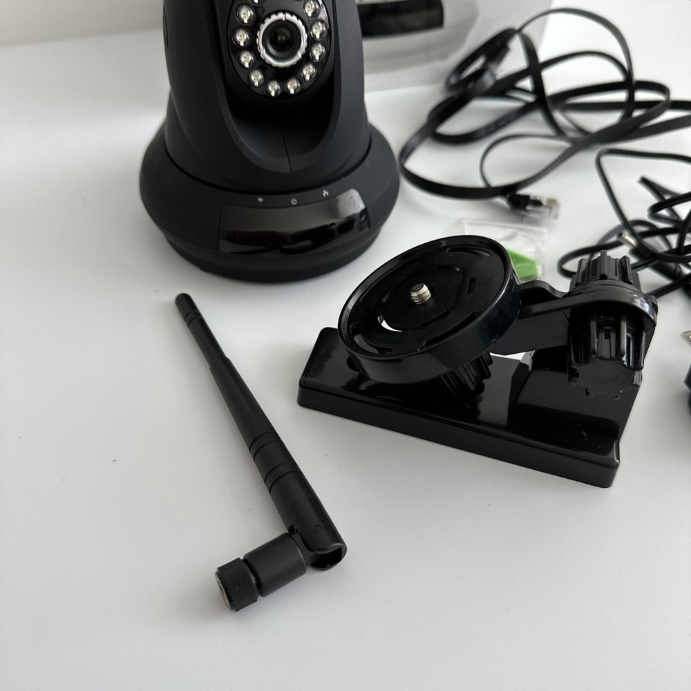 Cloud IP Camera IPC8 New Open Box