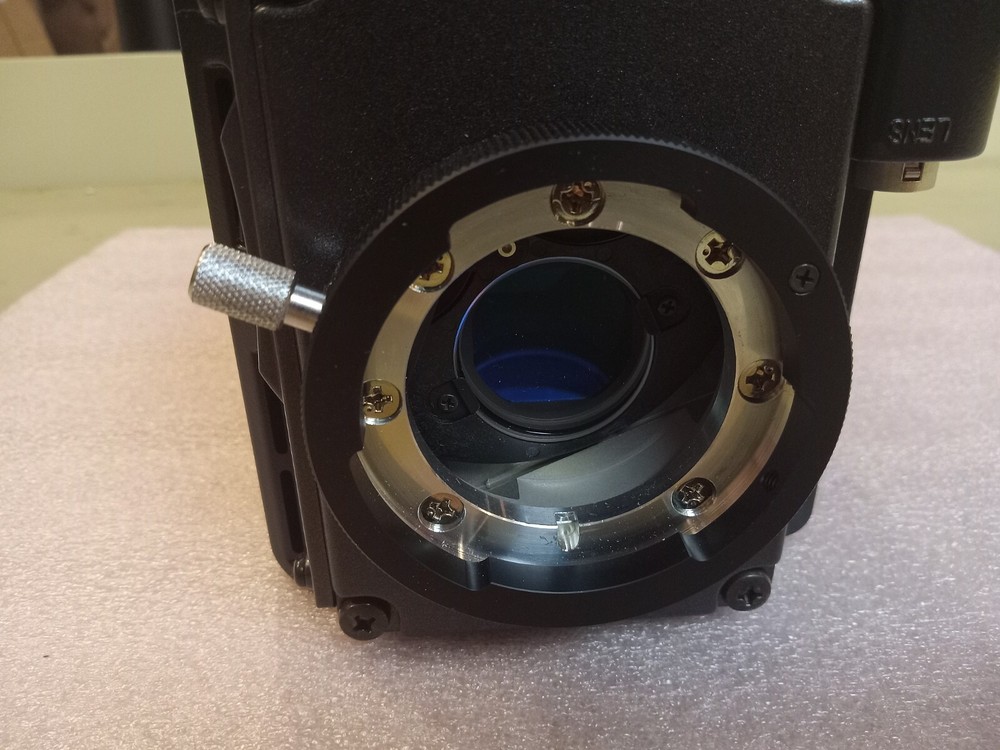 HITACHI HV-D5W HIGH PERFORMANCE DIGITAL VIDEO CAMERA