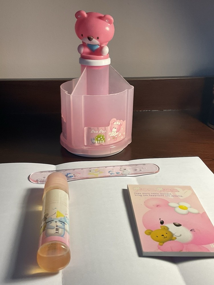Rotating Stationery Organizer for Kids