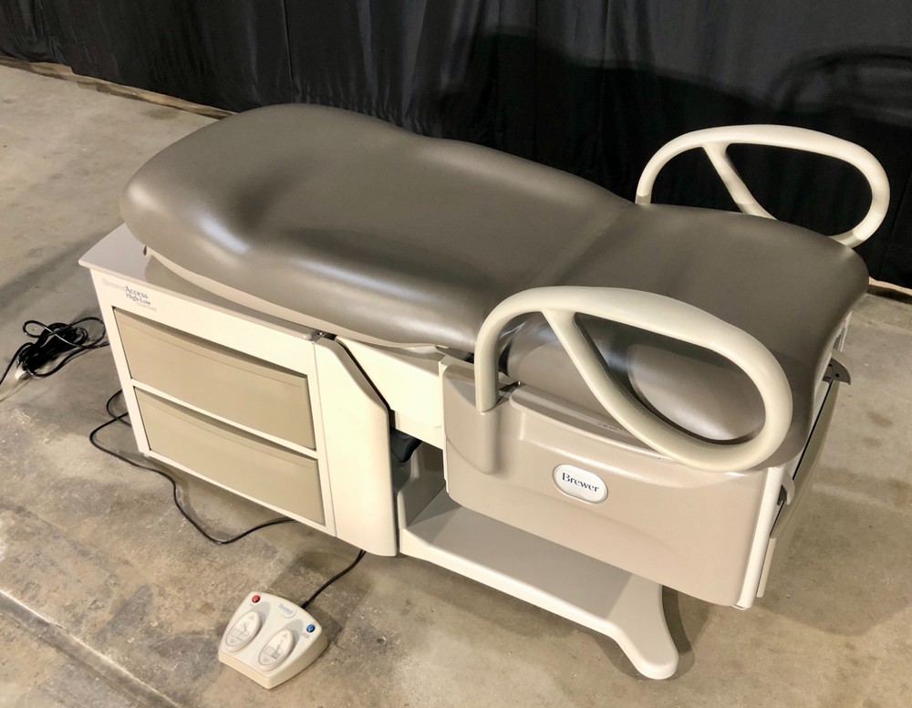 Brewer 6500 Access High-Low Exam Table