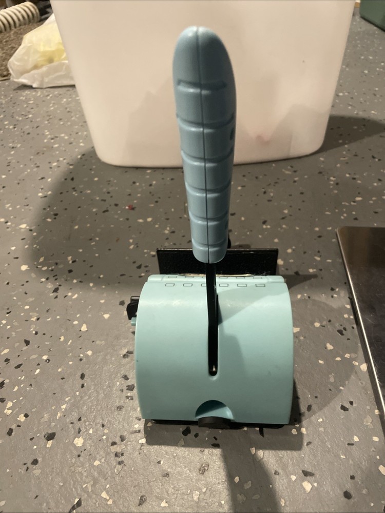 Zutter Innovative Products Turquoise Blue Bind-It-All Binding Machine