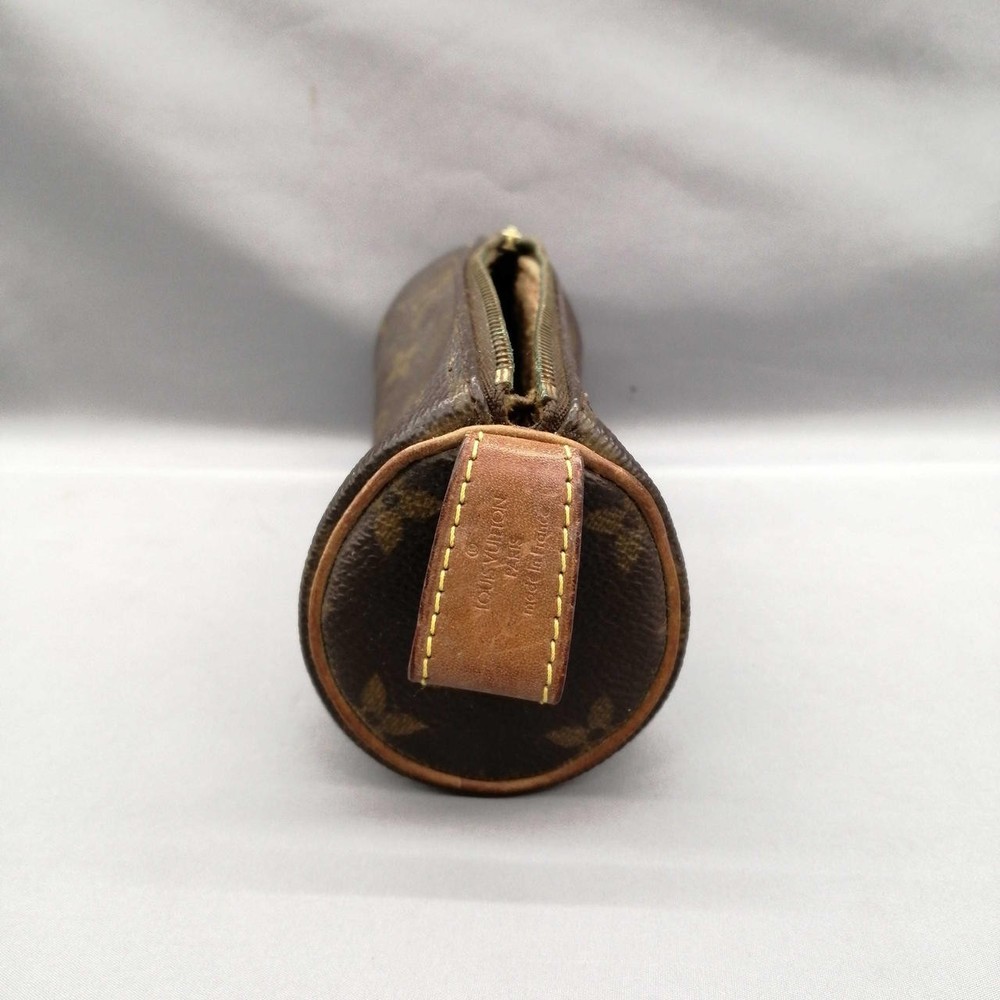 Louis Vuitton Pouch