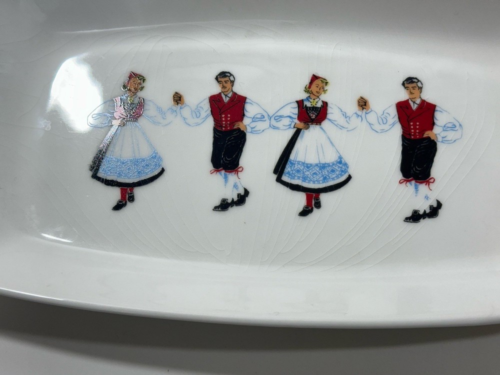 FIGGJO Flint Hardanger Dancers Rectangular Serving Tray 10" Norway