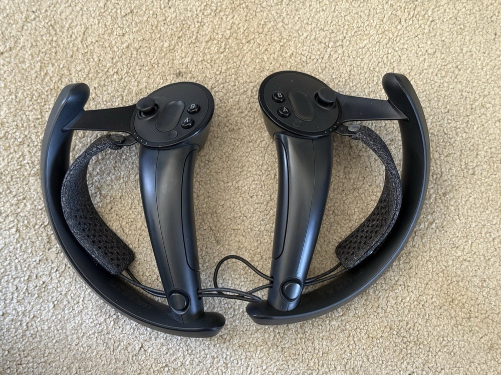 Valve Index Full Kit PC Console VR Headset With Original Box 2 Dead Pixels READ