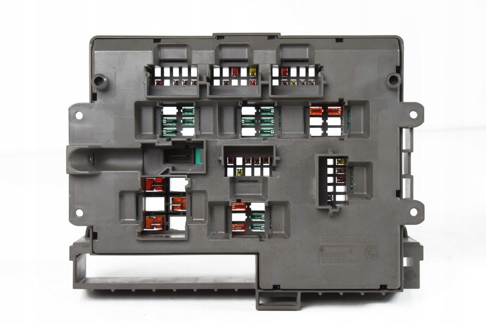 BMW 3 E90 E91 E92 E93 Fuse Box Front Power Distribution Unit 61149119447 9119447