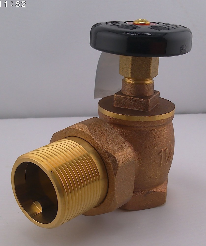 1 1/4” Angle Steam Radiator Valve Threaded Connection shutoff