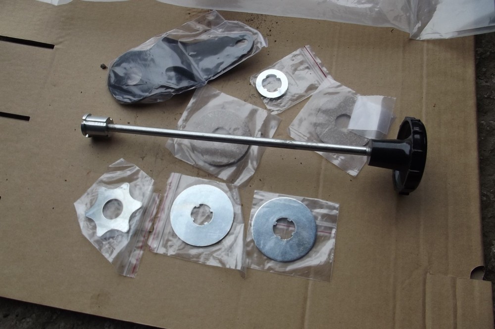 BSA A7 A10 B31 B33 FRONT FORK STEERING DAMPER ASSEMBLY W9