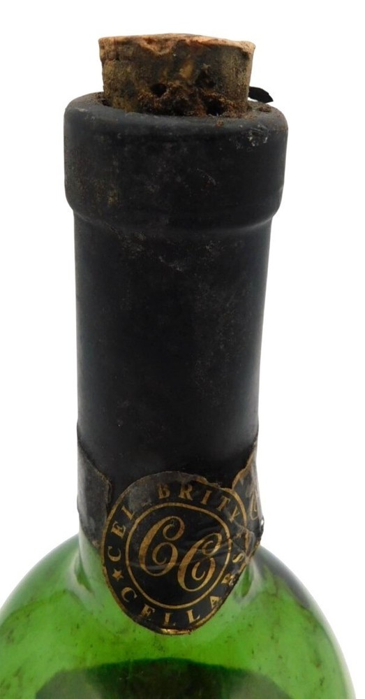 KISS This Collector Wine Bottle 1996 Edition One Celebrity Cellars EMPTY