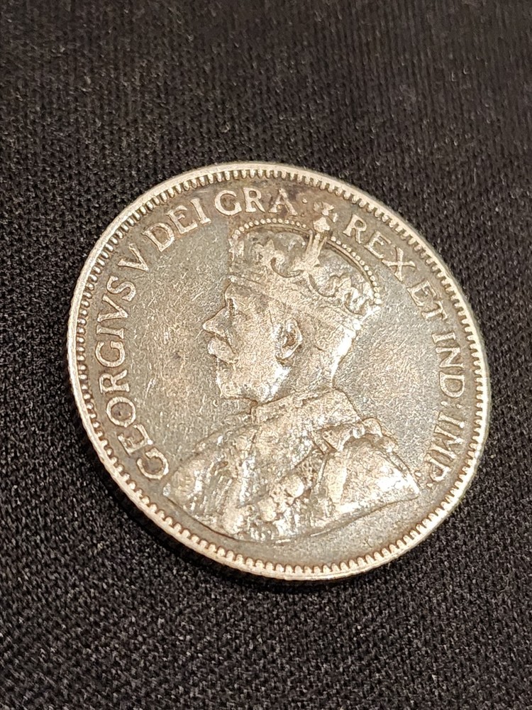 1914 Canada 25 Cents Silver Coin
