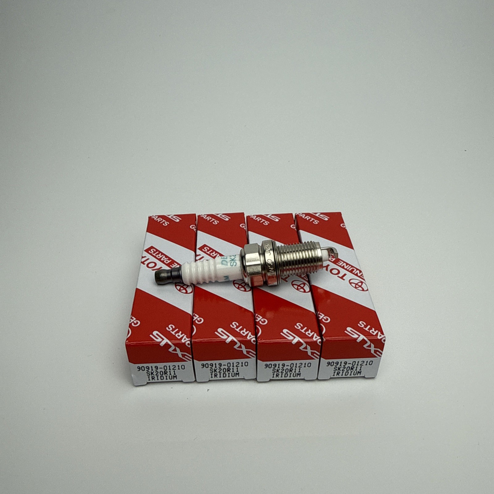 4pcs DENSO Iridium Spark Plugs OEM 90919-01210 SK20R11 3297