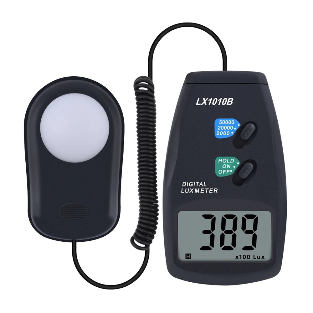 Digital Illuminance Meter with Reading Lock and Low Power Indication Function