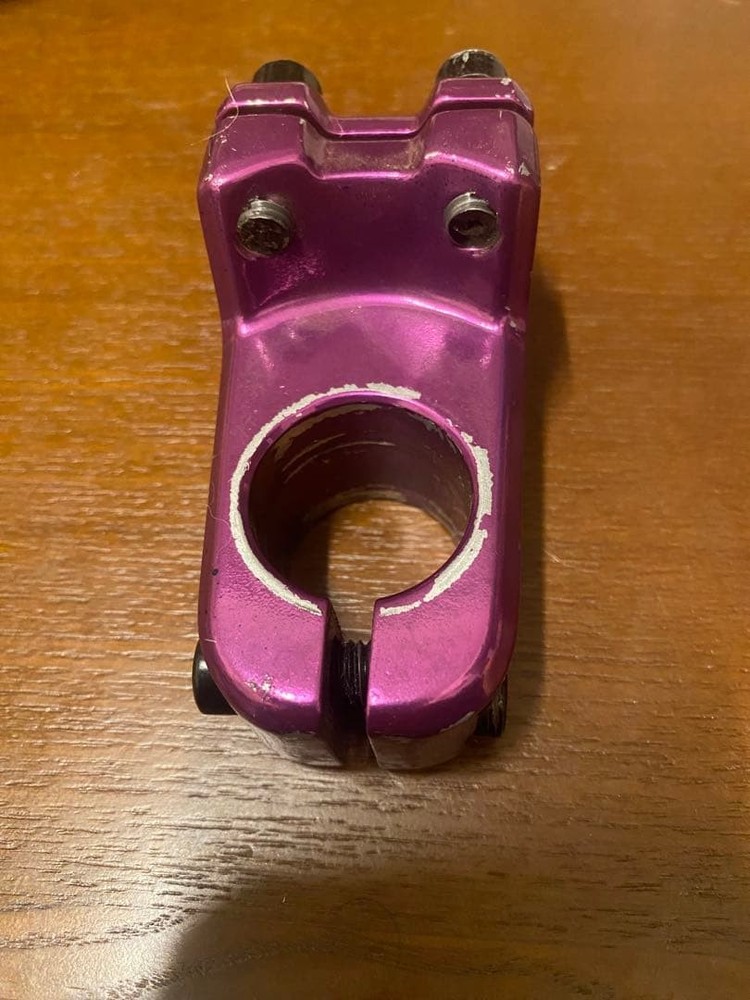 fbm purple stem with scratches