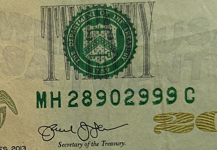 $20 Bill Error - Ink Smear Error on Serial Number And Print Through