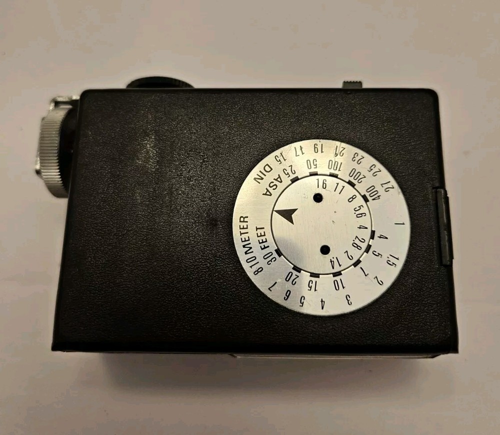 Sunblitz 3000 Plus Flash Vintage (case included)