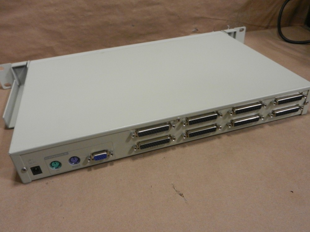 Aten Master View Pro KVM Switch CS-128A - With CABLES ! ! !