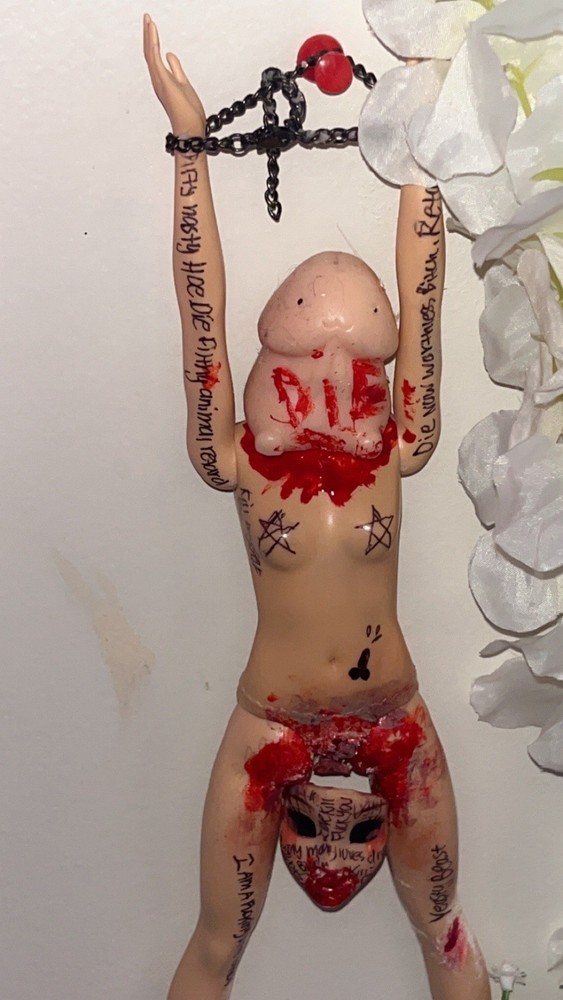 🏩Voodoo Doll With Newborn Sacrifice💒