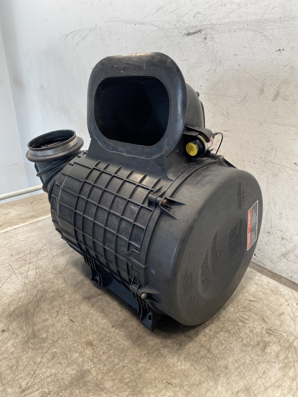 2018 Volvo VNL Gen 3 Air Cleaner (624-12086)