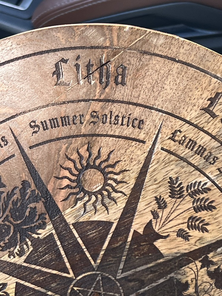 WICCA ALTAR SABAT TABLE