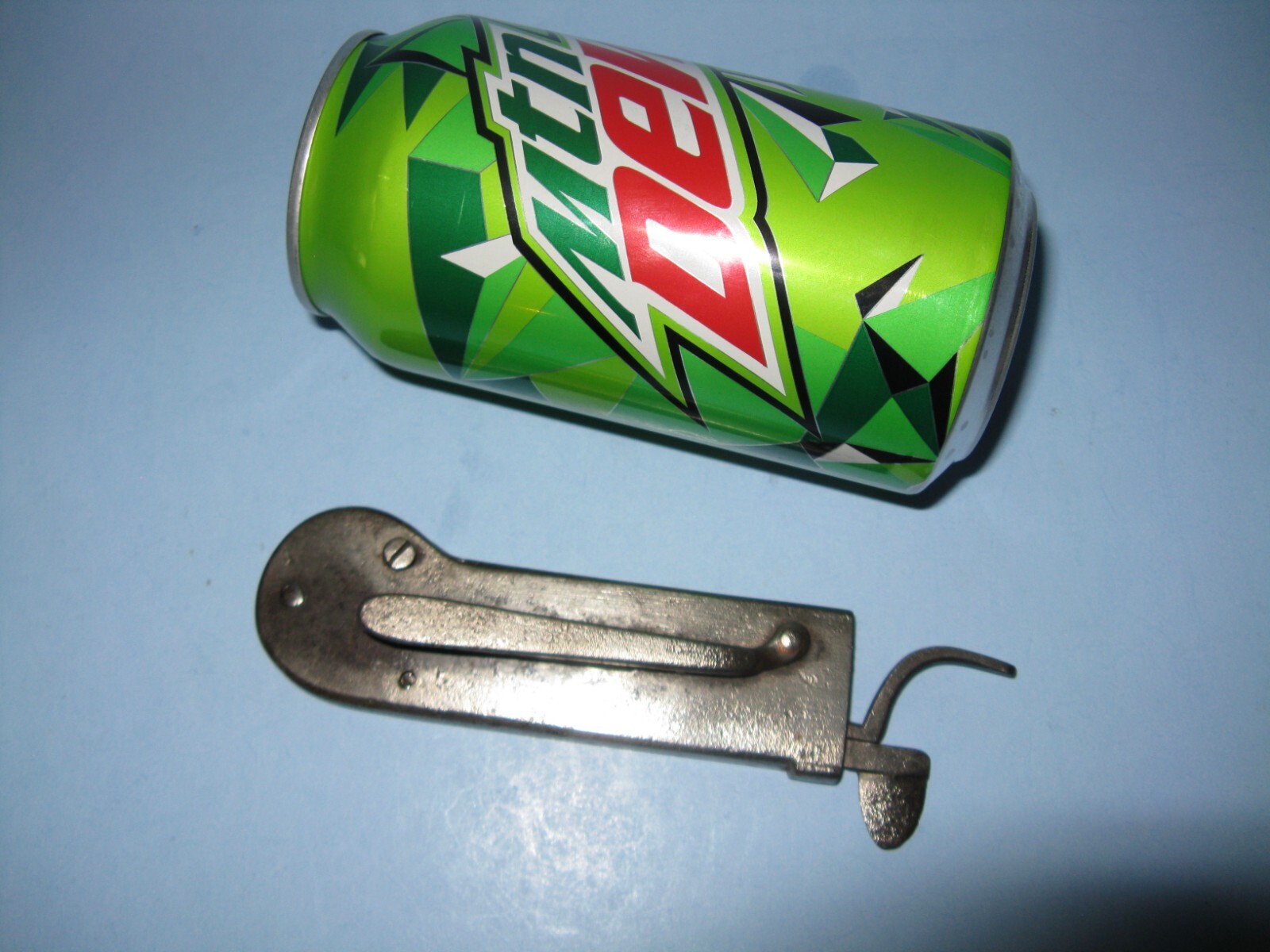 Spring Loaded Bloodletting Fleam Lancet Veterinary