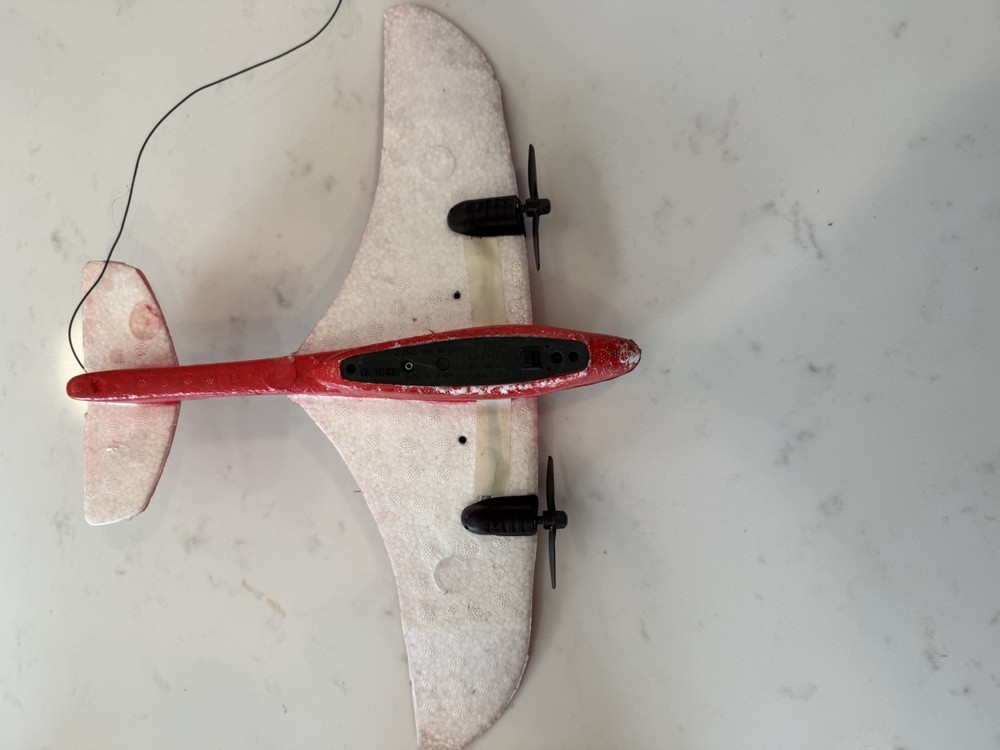 Air Hogs RC Defender Plane w/ Controller Untested
