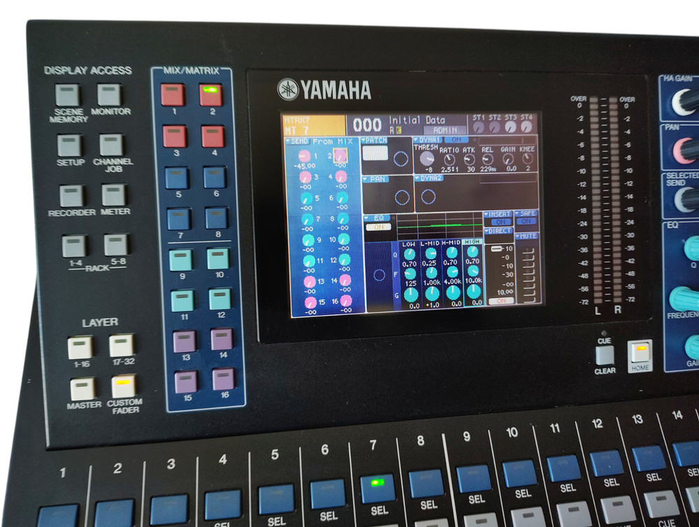 Yamaha LS9-16 Digital Mixing Console 16 Channel