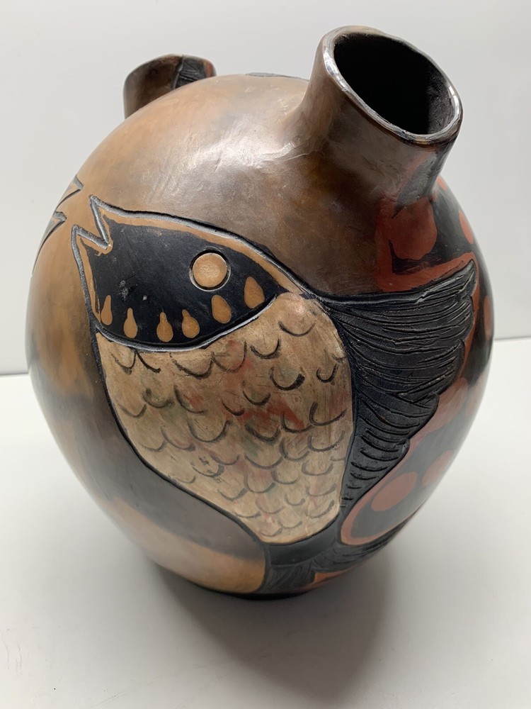 Taller Maximo Inga Pottery Vase