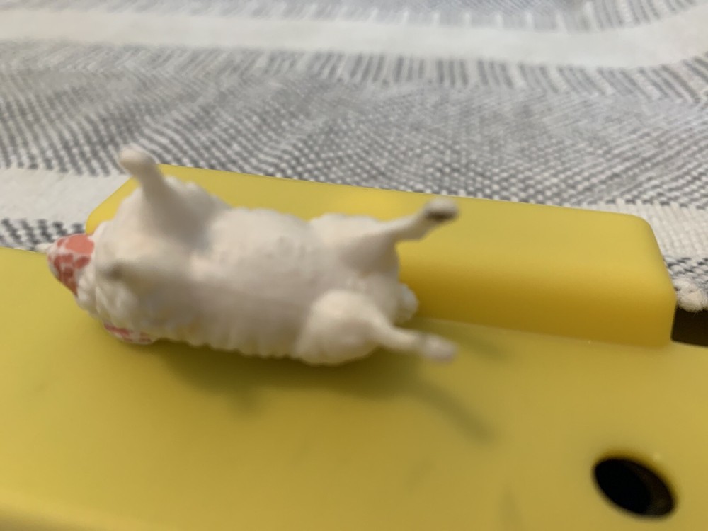 Plastic White Sheep. Number 915.