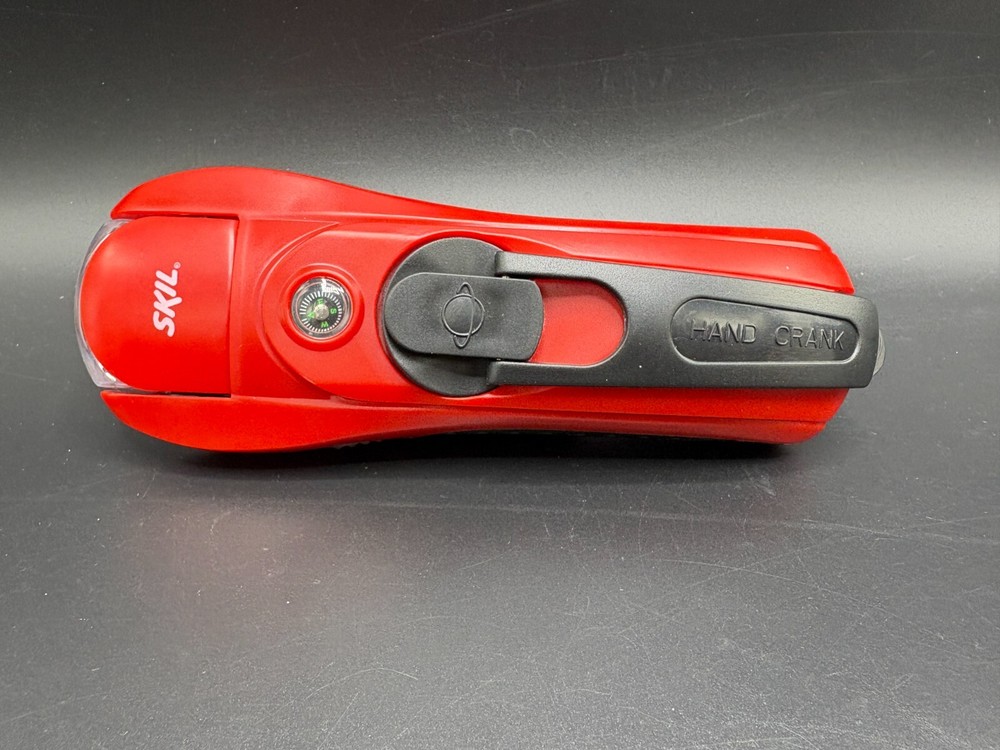 Skil 3-LED Hand Crank Emergency Light with Tool Kit