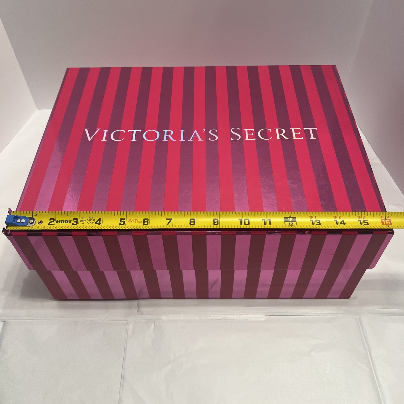 VICTORIA’S SECRET PINK STRIPED Display BOX 16" x 12.27" X 6.57”Empty