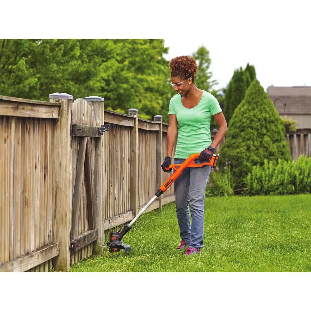 20V MAX Cordless Battery Powered String Trimmer & Leaf Blower Combo Kit with (2)