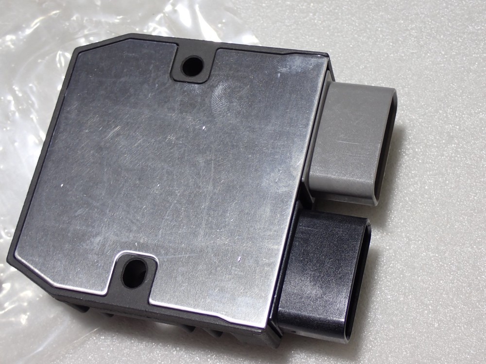 0824-078 VOLTAGE REGULATOR 35 AMP NEW