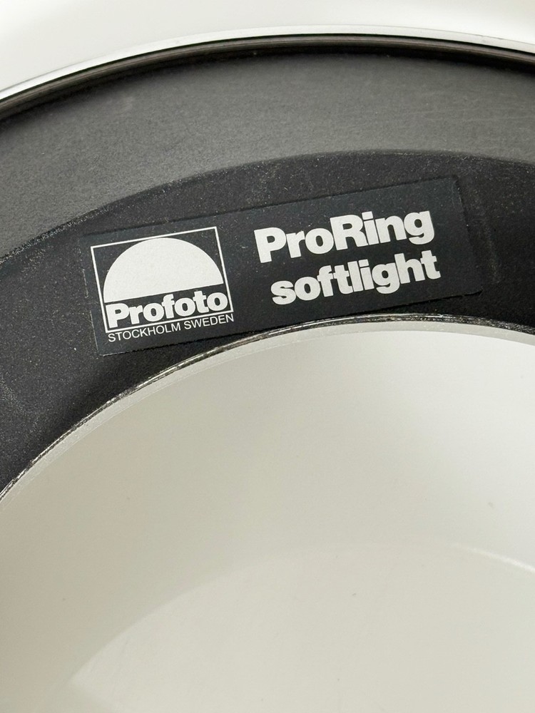 Profoto Acute 2 Ring Light with Softlight Reflector